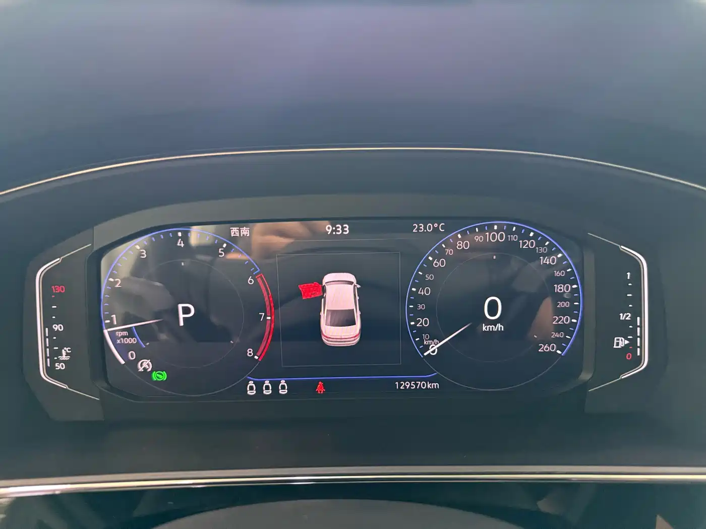 Volkswagen Passat 2023 330TSI Luxury Edition фото 17