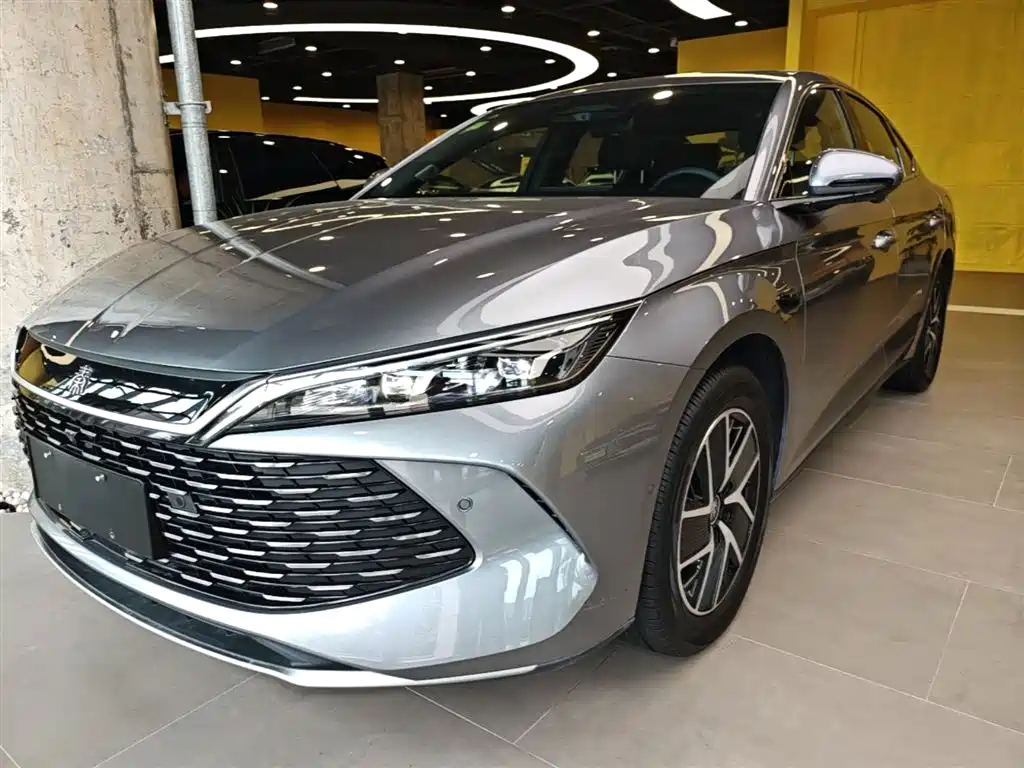 BYD Qin L 2025 DM-i Smart Drive Edition 120KM Leading