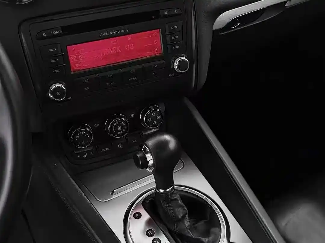 Audi TT 2008 Model TT 3.2 Quattro фото 6