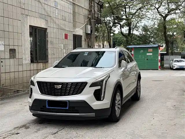  Cadillac Cadillac XT4 2020 Facelift 28T 2WD Leading