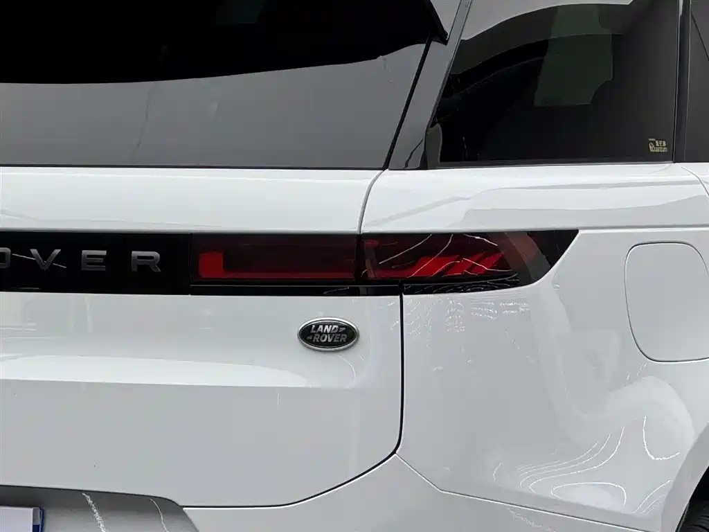 Land Rover Range Rover Sport 2024 400PS Dynamic SE фото 15