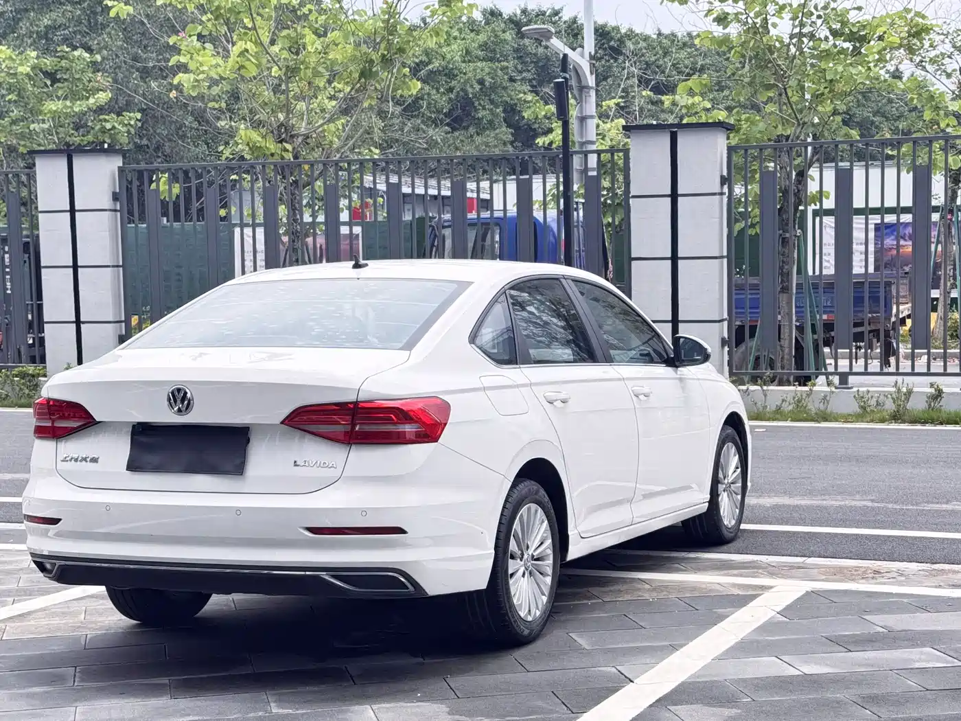 Volkswagen Lavida 2019 1.5L Automatic Comfort Edition China VI фото 9