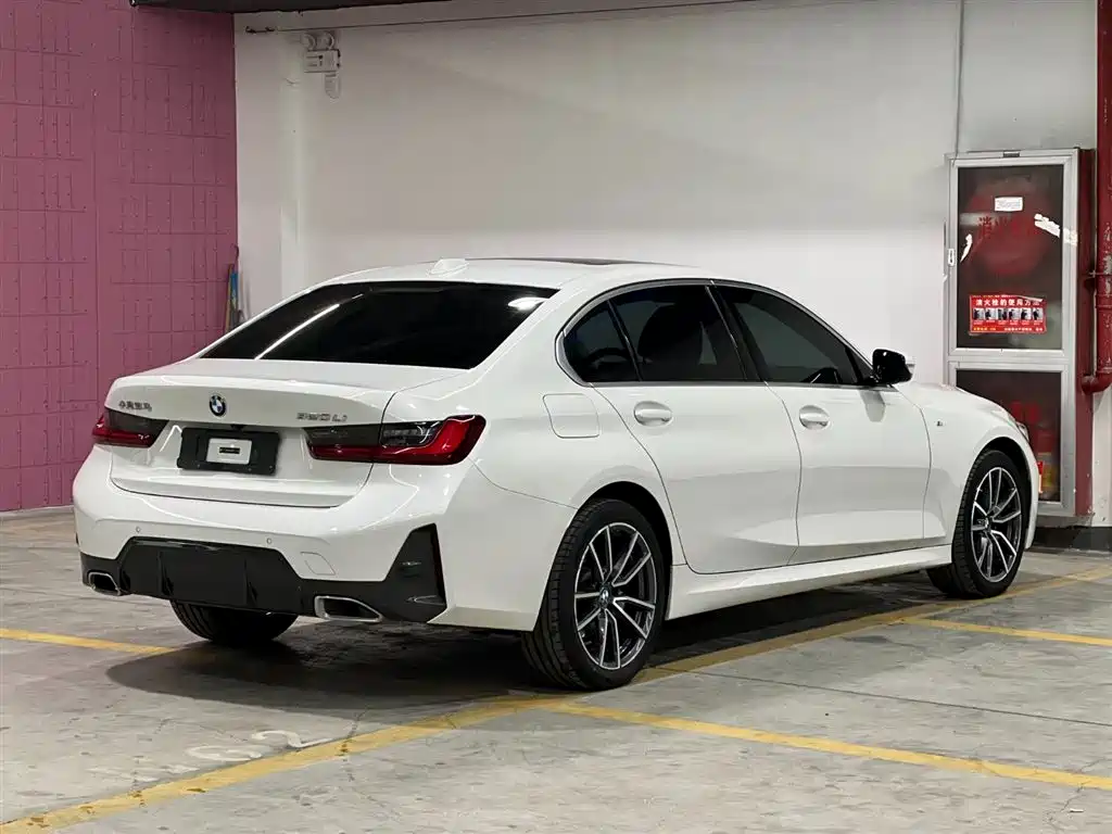 BMW 3 Series 2023 320Li M Sport Package фото 5