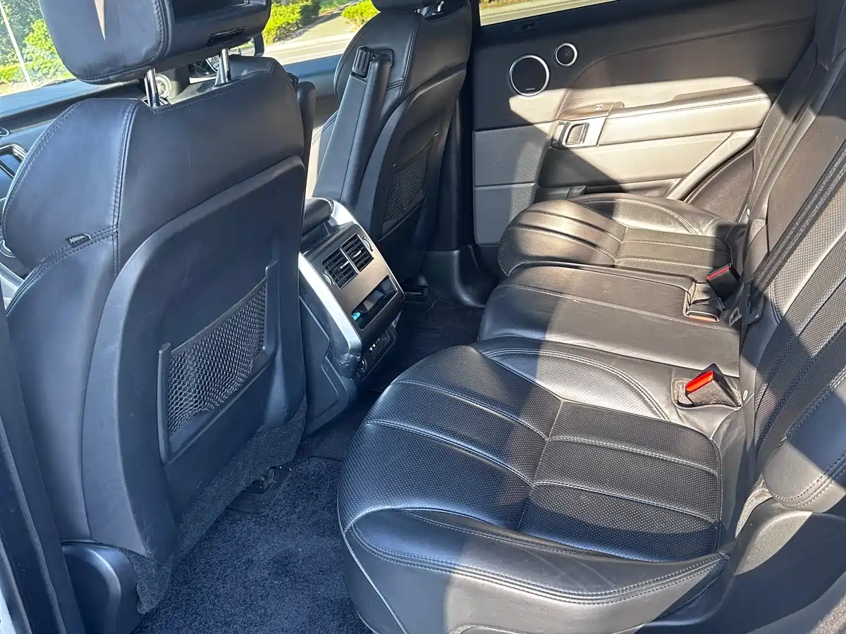 Land Rover Range Rover Sport 2016 Model 3.0 SC V6 HSE фото 11