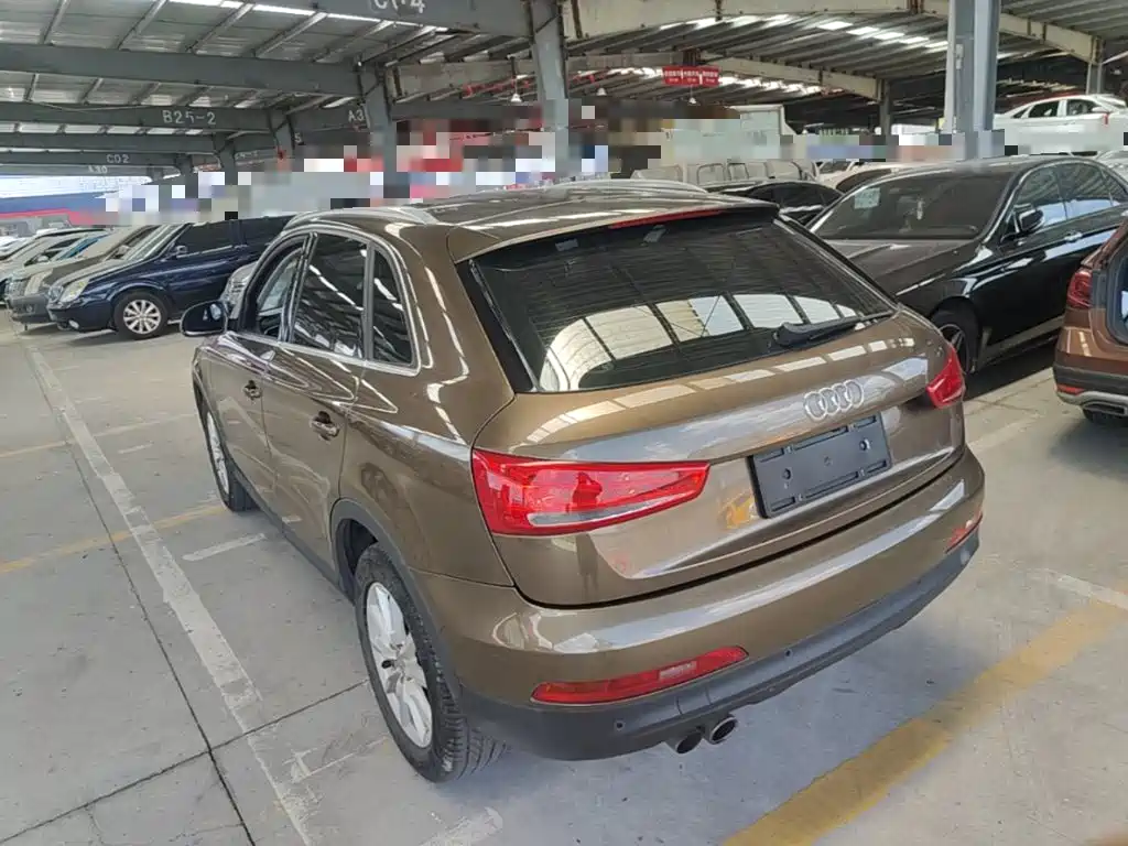 Фото 5 - Audi Q3