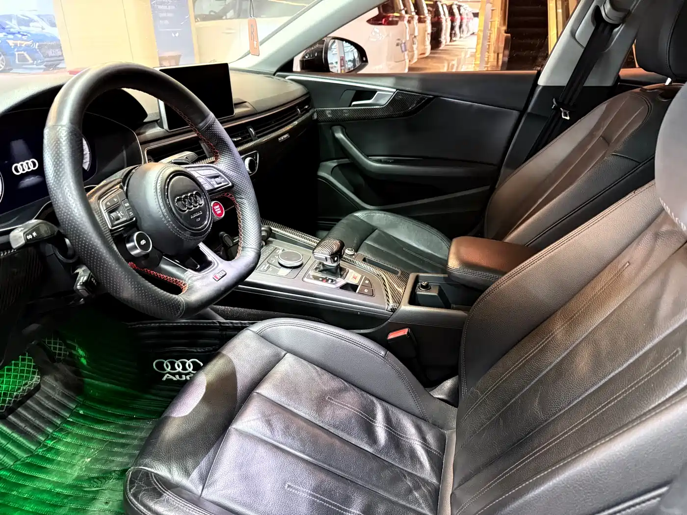 Audi A5 (Import) 2019 Sportback 40 TFSI Fashion фото 8