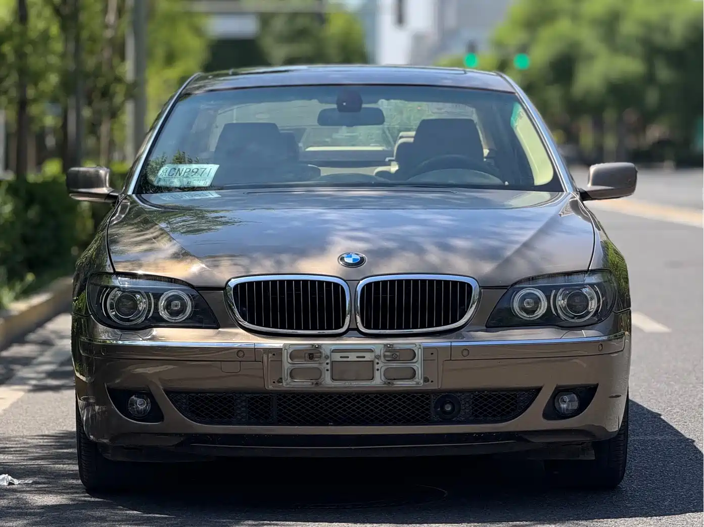 BMW 7 Series 2005 Model 740Li фото 2
