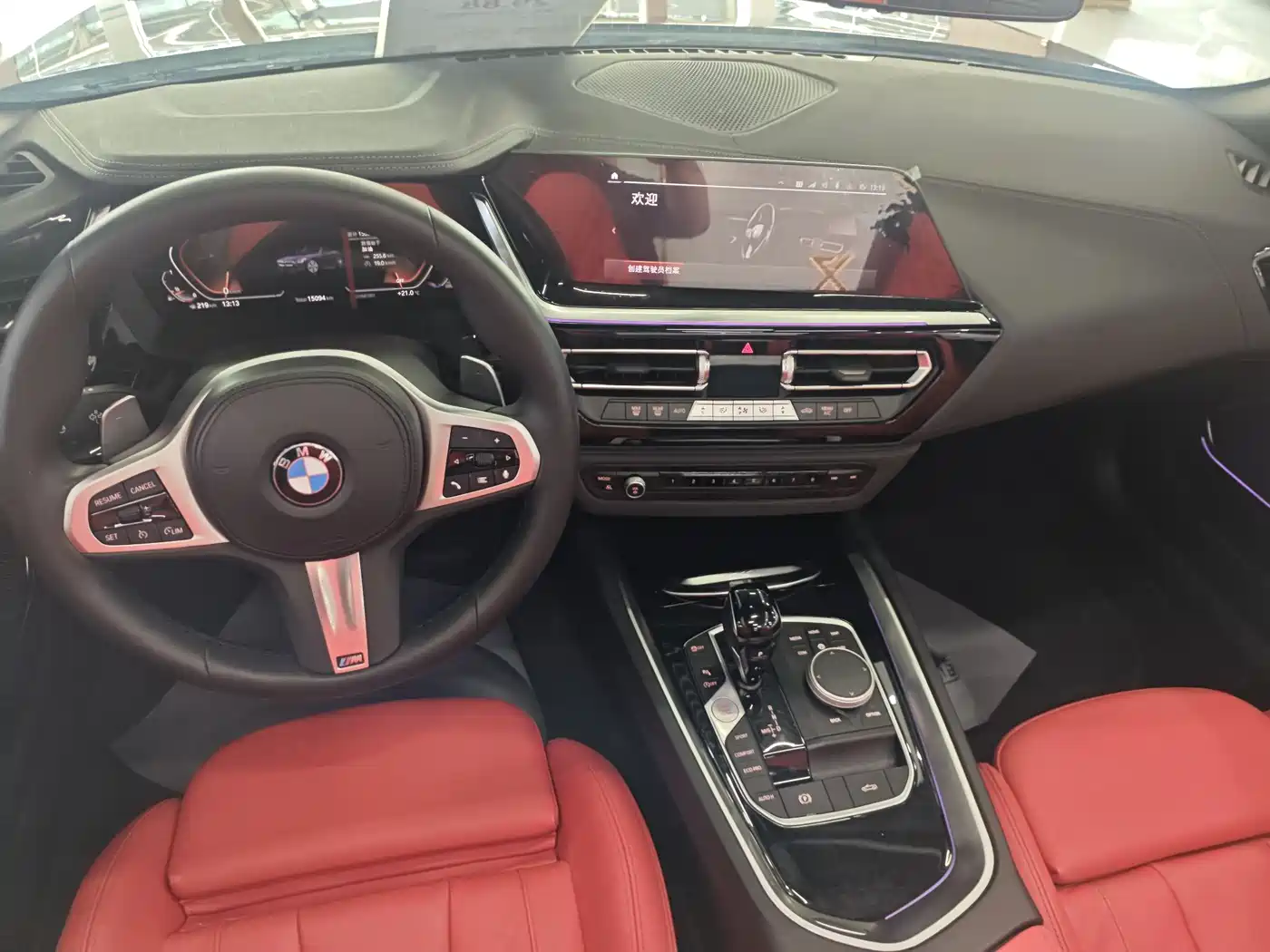 BMW Z4 2023 sDrive 25i M Sport Package фото 6