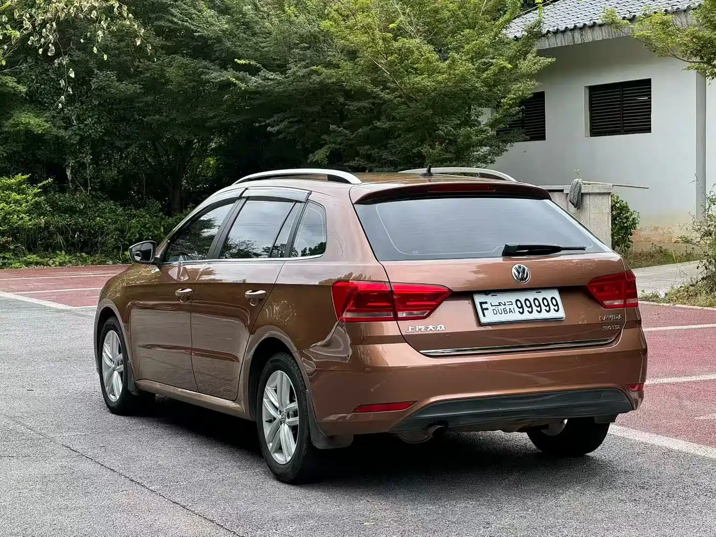 Volkswagen Lavida Tour 2018 2017 180TSI DSG Comfort Edition