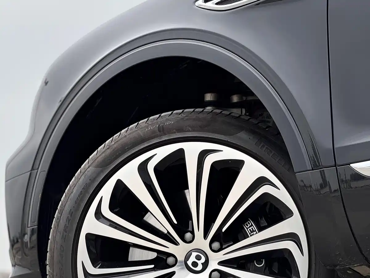 BENTLEY TIM YUE