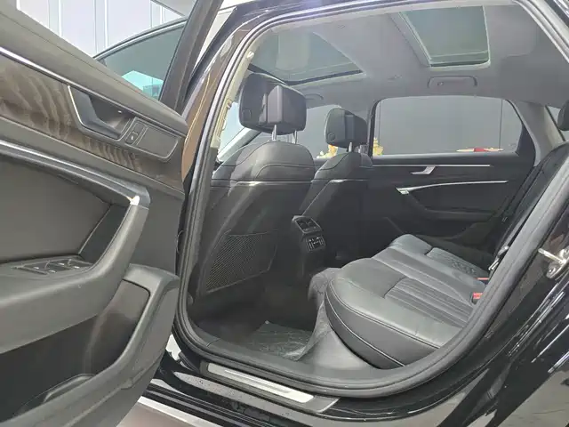 Audi A6L 2022 40 TFSI Luxury Dynamic — фото 5