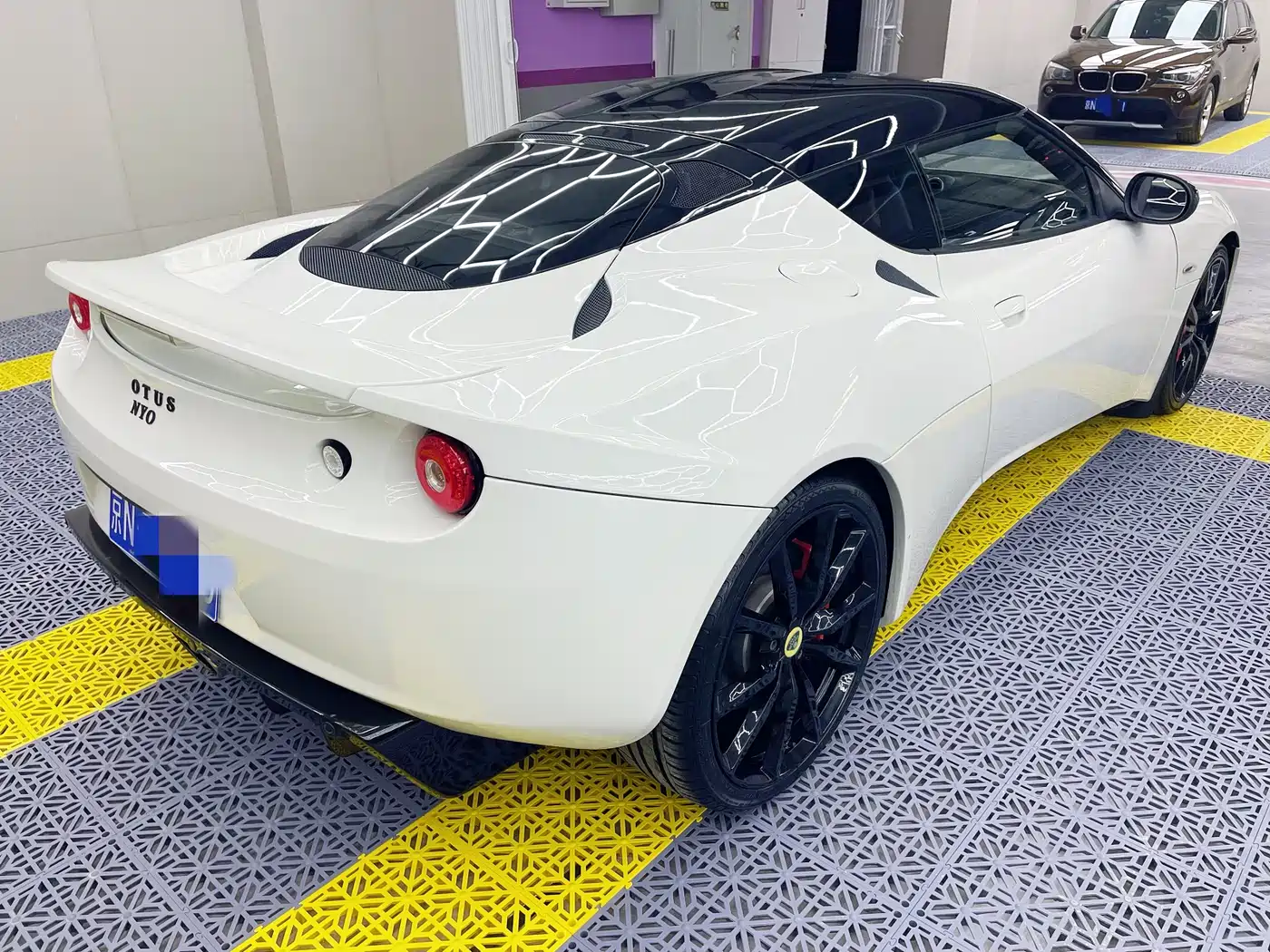 LOTUS SPORTS CAR EVORA