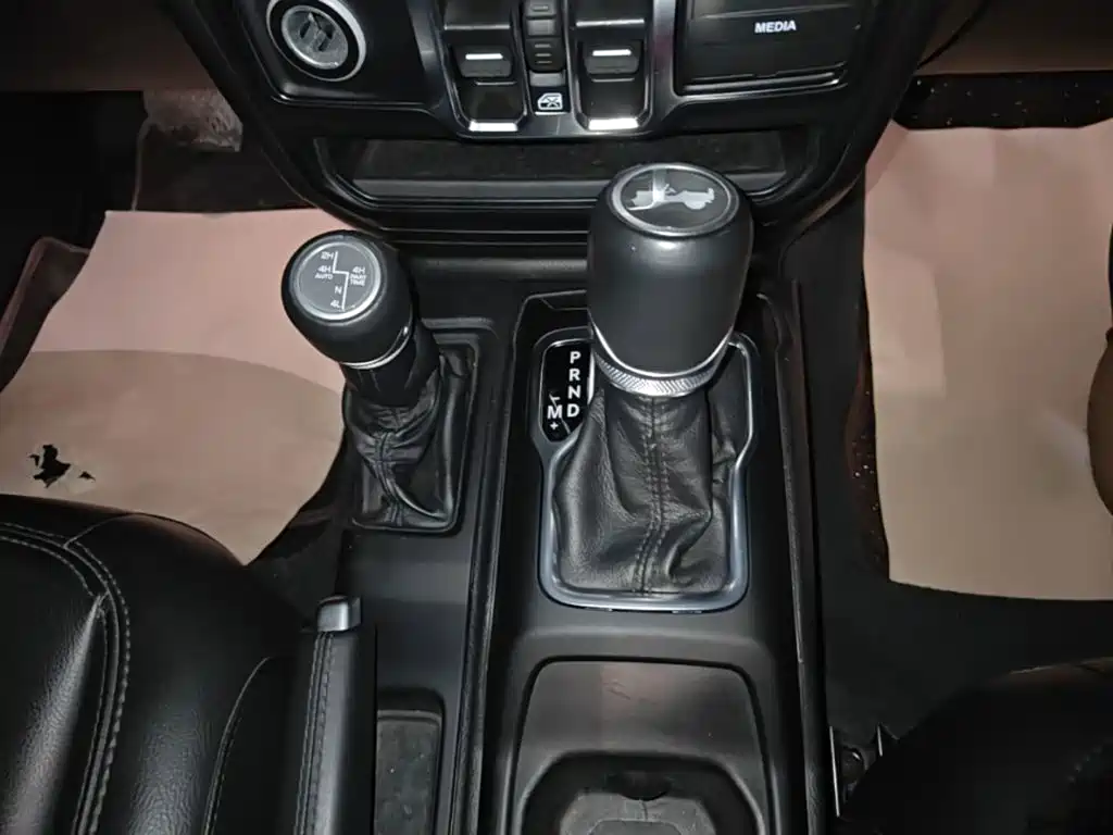 Jeep Wrangler 2023 2022 2.0T Highland 4-Door