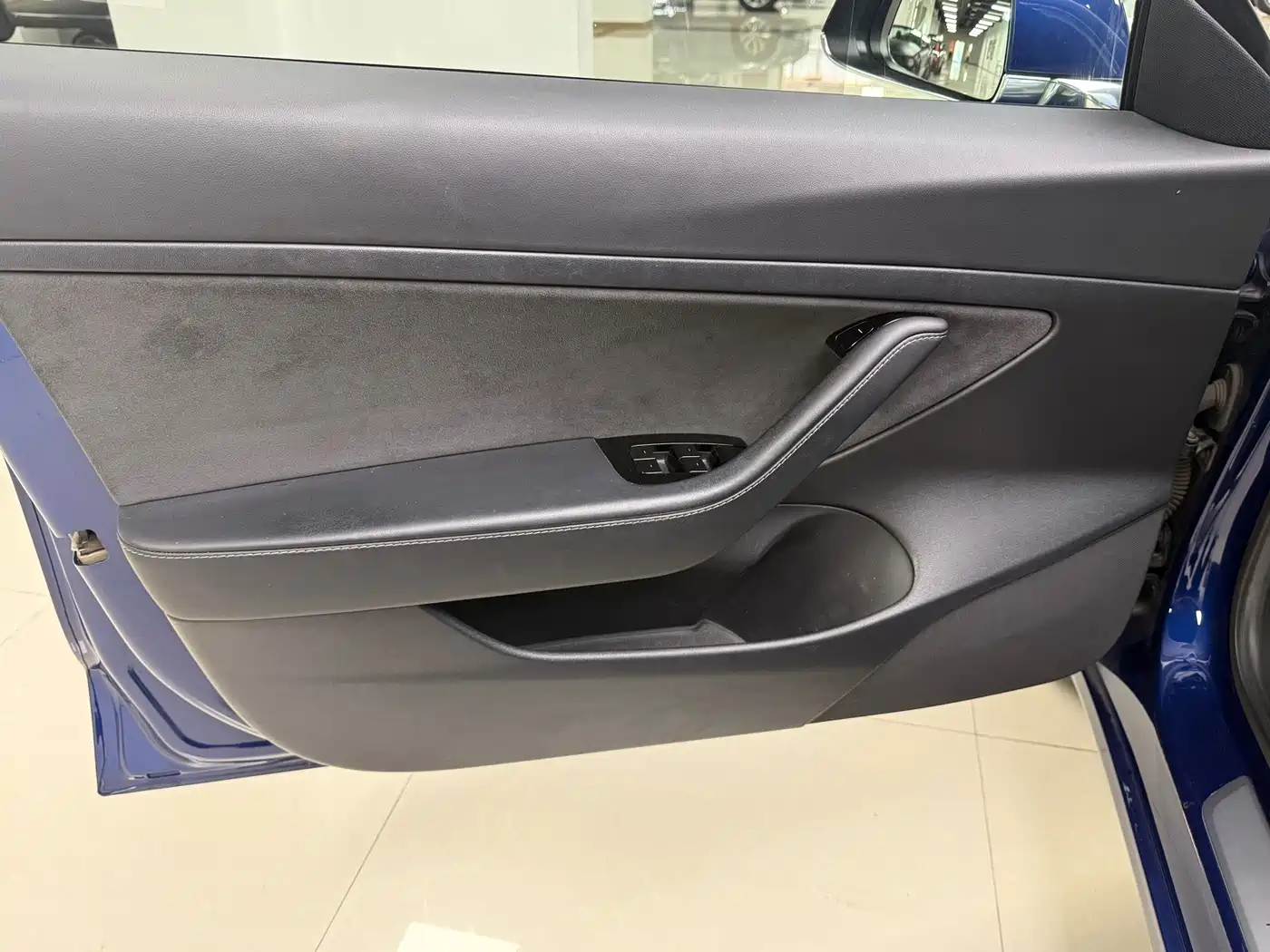 Фото 23 - Tesla Model 3