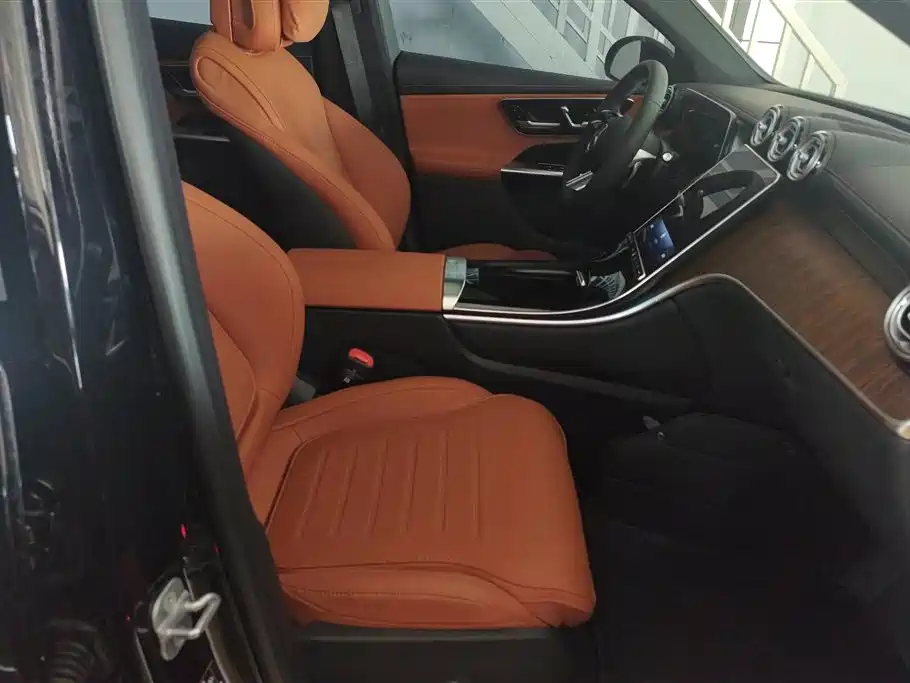Mercedes-Benz GLC 2025 GLC 300 L 4MATIC Dynamic 5-seater фото 8