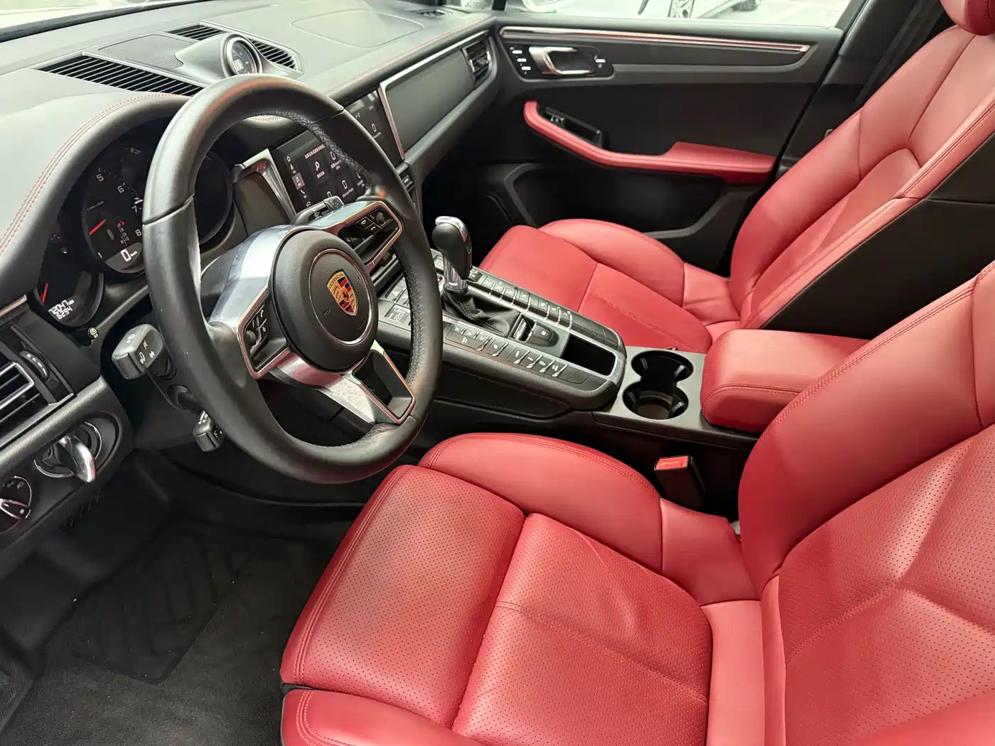 Фото 6 - Porsche Macan