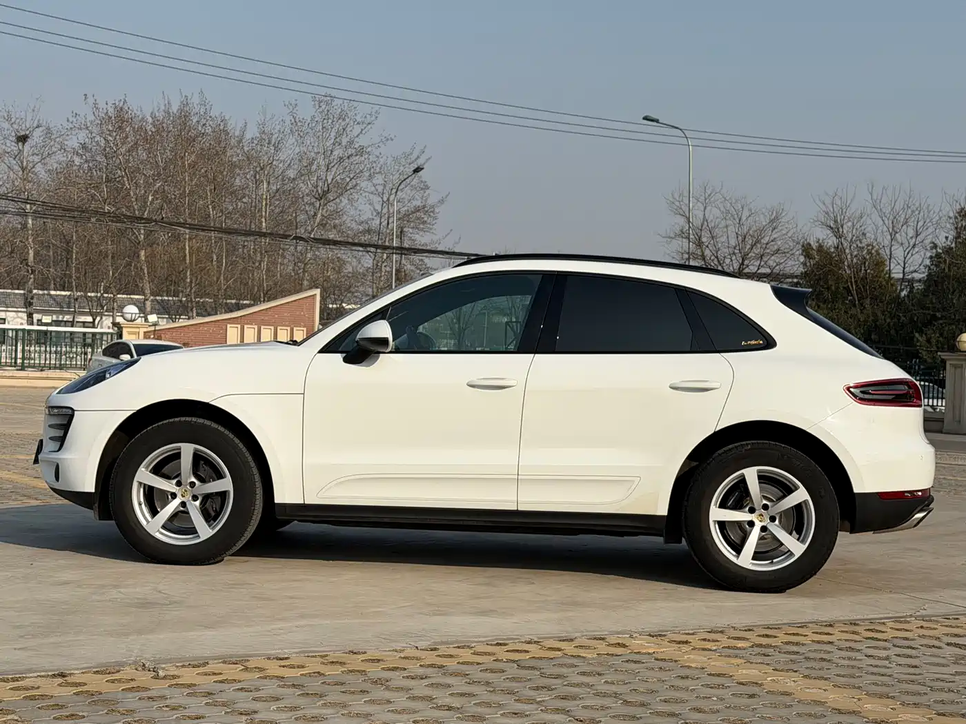 Porsche Macan 2017 Macan 2.0T фото 2