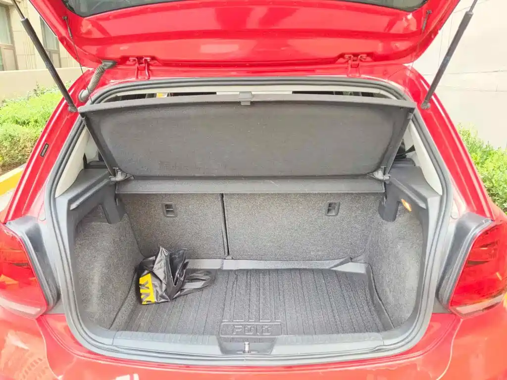 صورة 4 - Volkswagen Polo