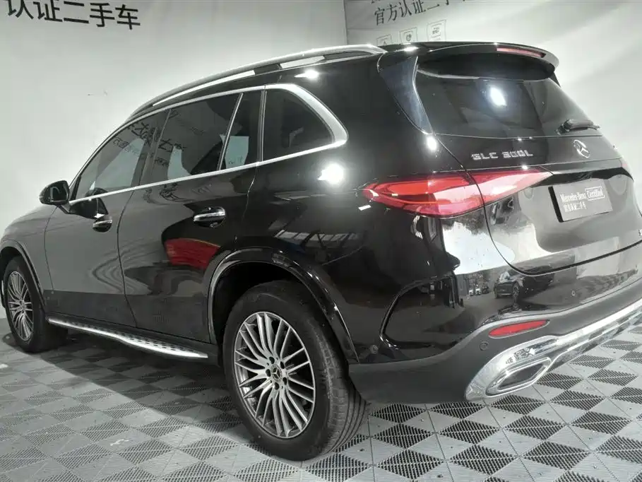 Mercedes-Benz GLC 2023 GLC 300 L 4MATIC Dynamic 7-Seater фото 15