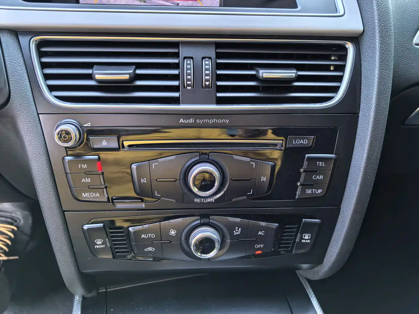 Audi A4L 2013 35 TFSI Automatic Standard фото 13