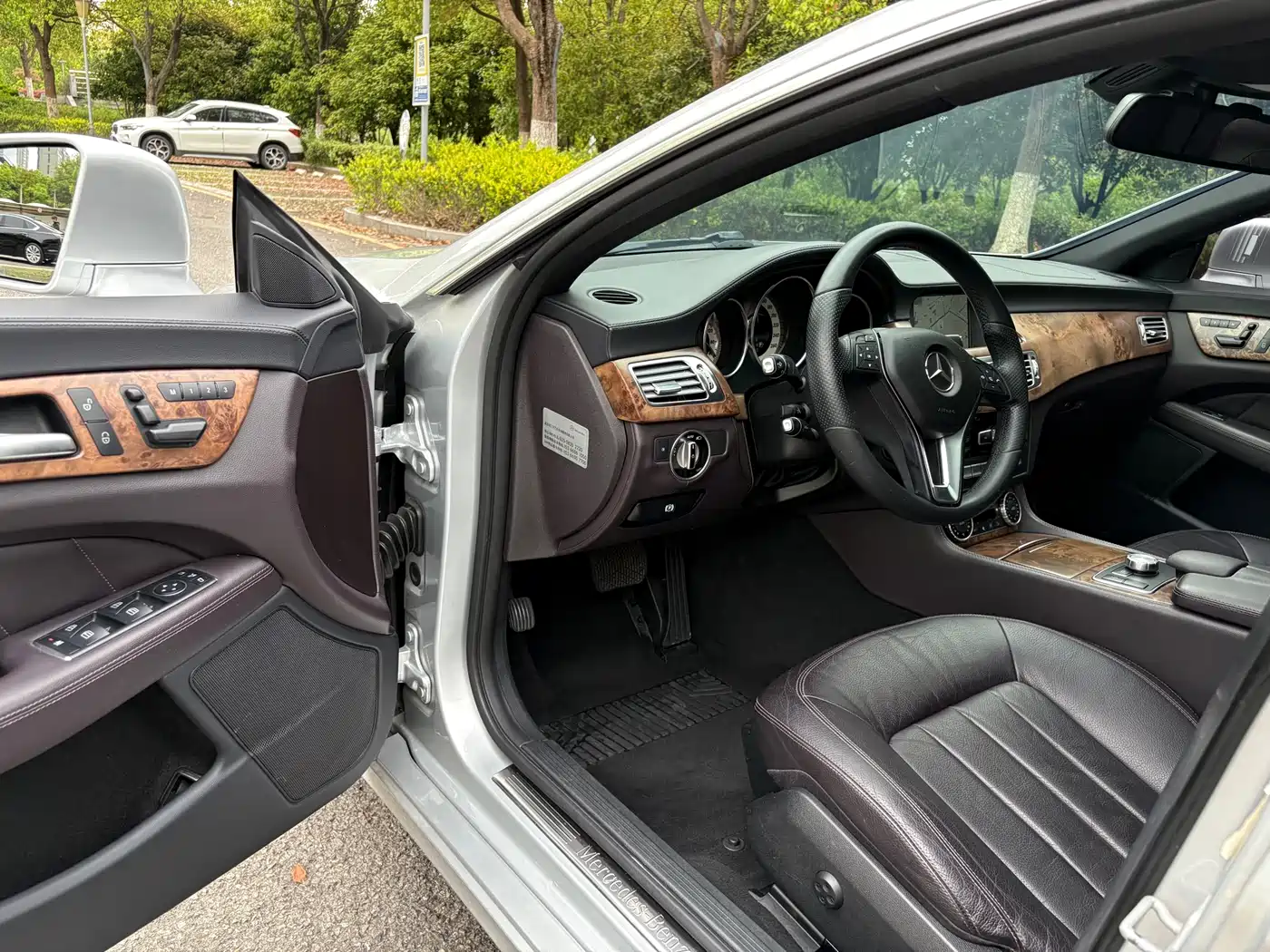 Mercedes-Benz CLS 2012 CLS 300 CGI фото 15