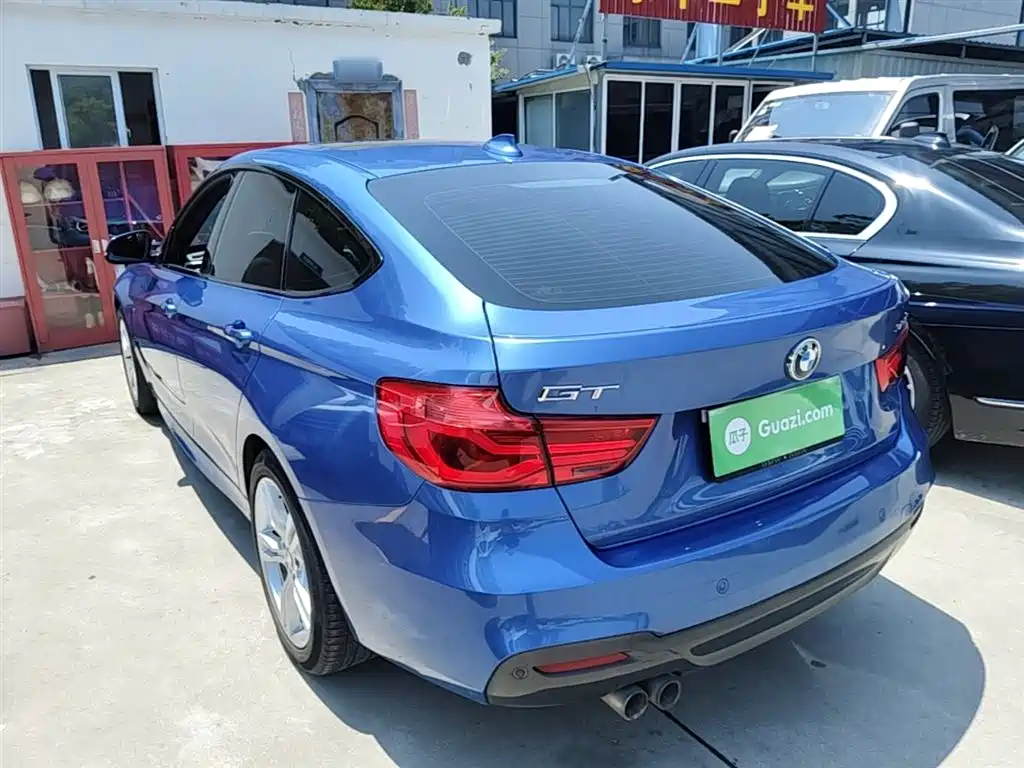 BMW 3 Series GT 2018 320i Fashion фото 5