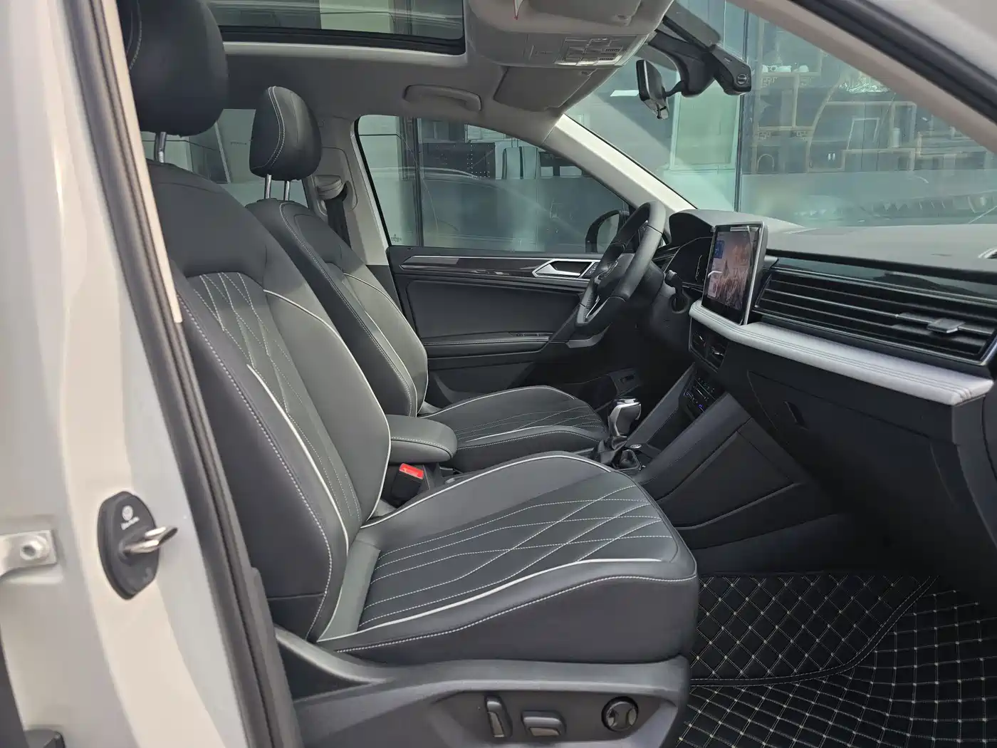 Volkswagen Tiguan, миниатюра 15