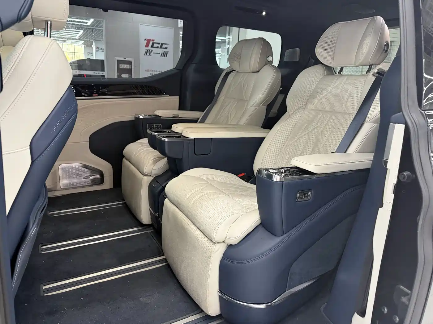 ZEEKR EXTREME KRYPTON 009