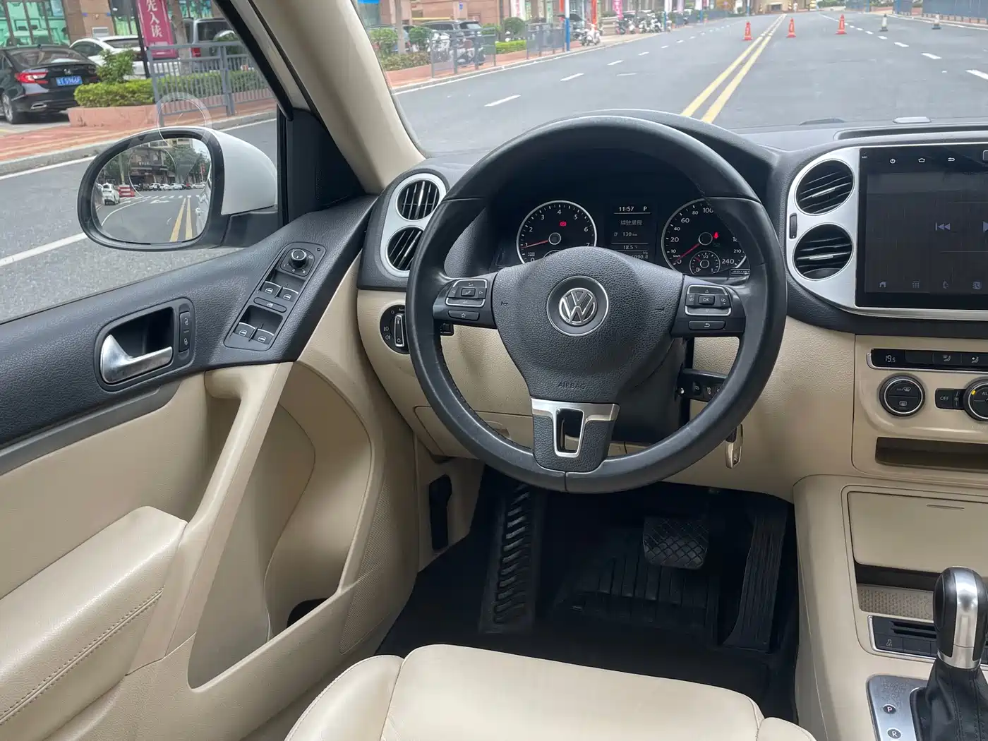 Volkswagen Tiguan 2016 Model 300TSI Automatic 2WD Trend Edition фото 13