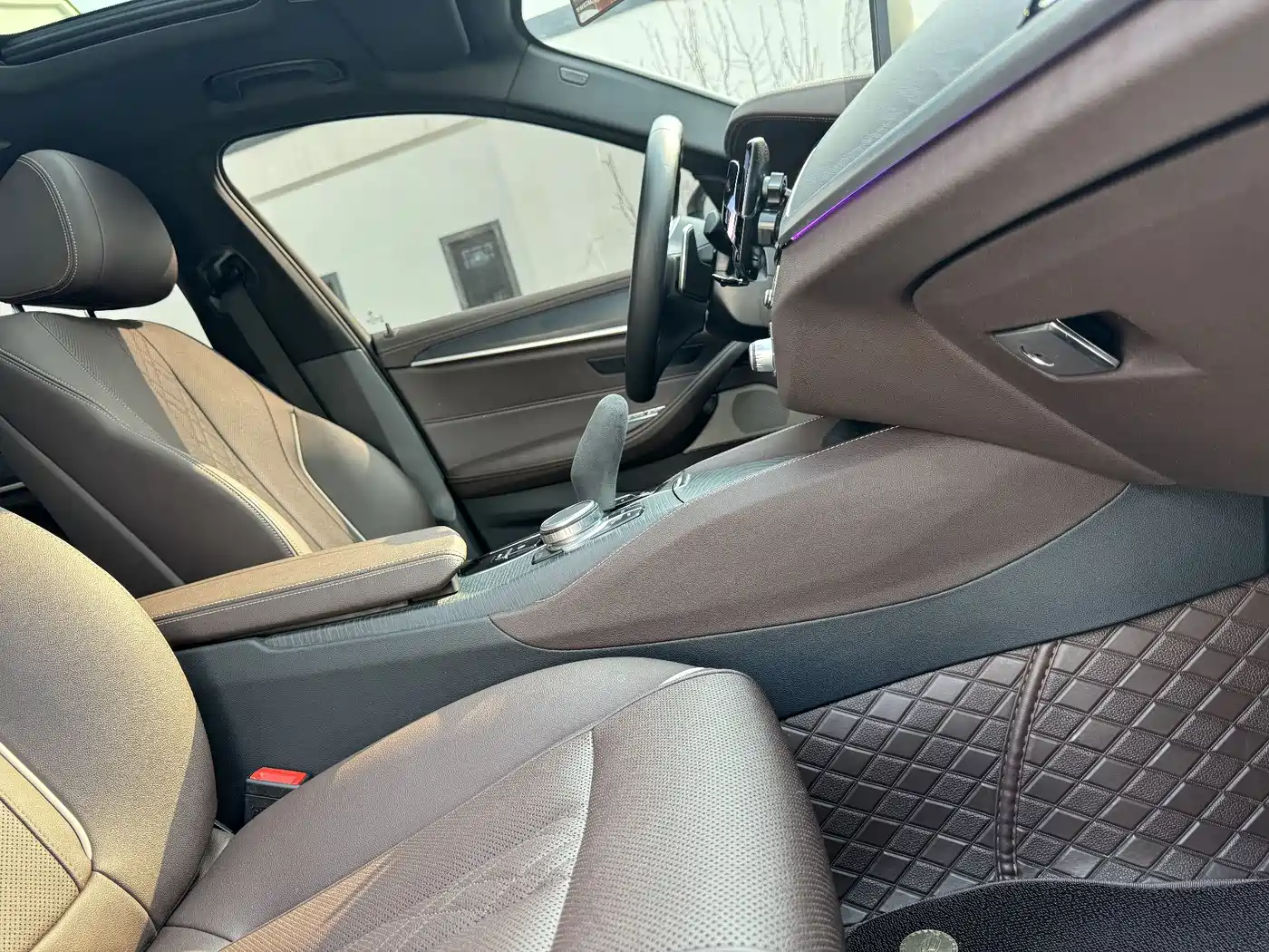 BMW 5 Series 2022 530Li Leading M Sport Package фото 11