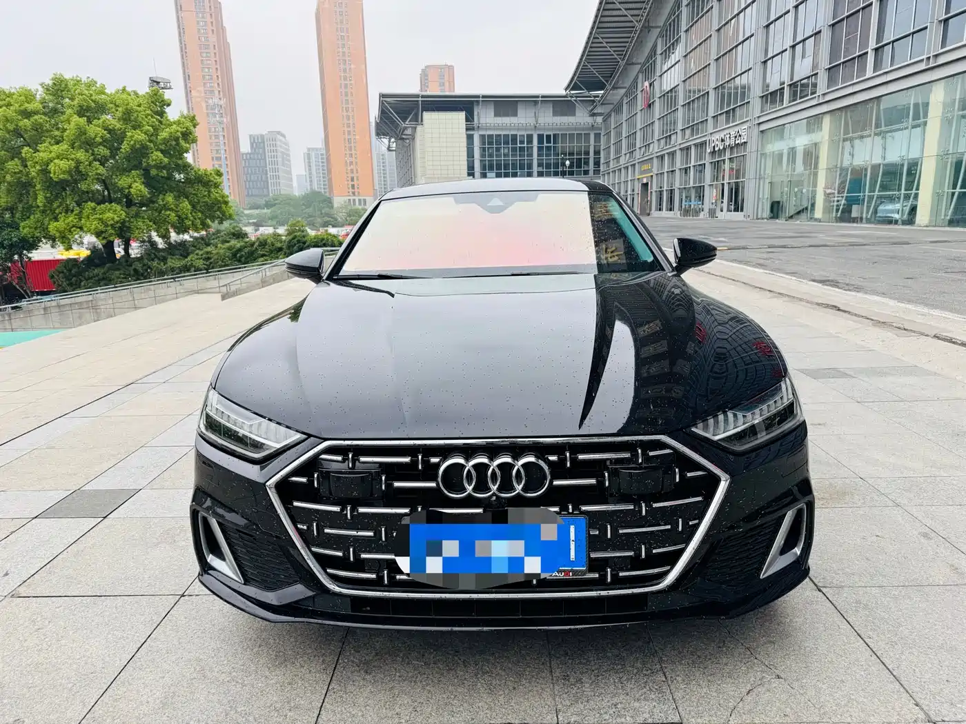 Audi A7L 2024 45 TFSI Luxury фото 2