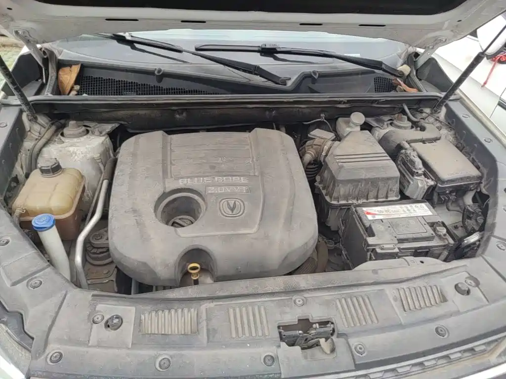 Changan CS75 2015 2014 2.0L Manual Luxury (China IV)