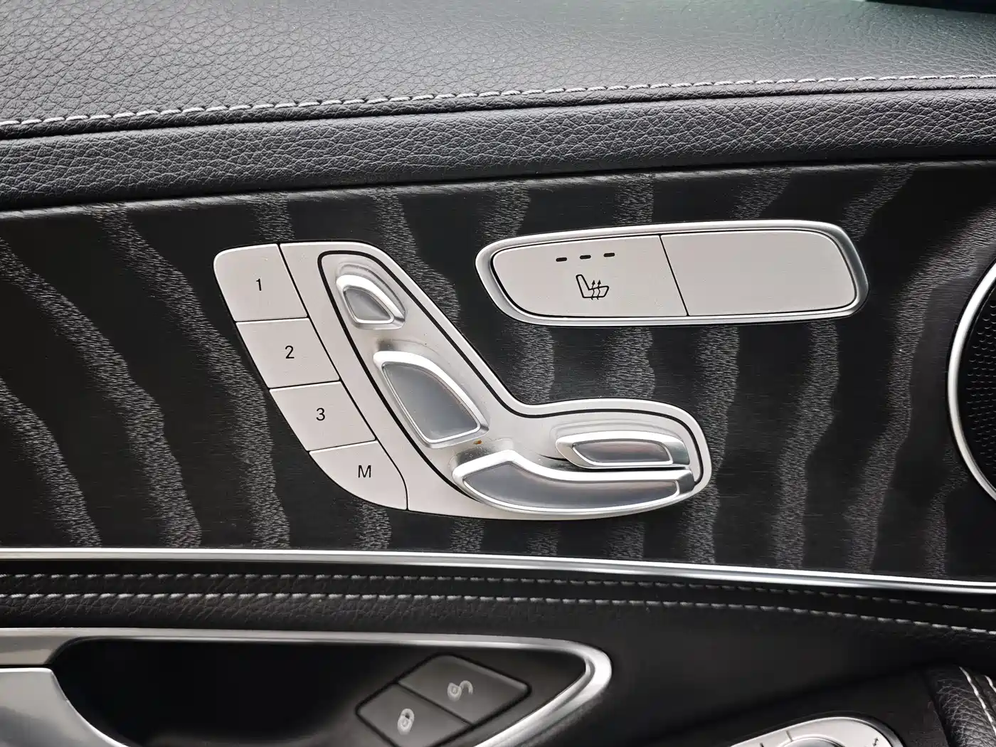 Mercedes-Benz C-Class 2020 C 260 L Sport фото 23