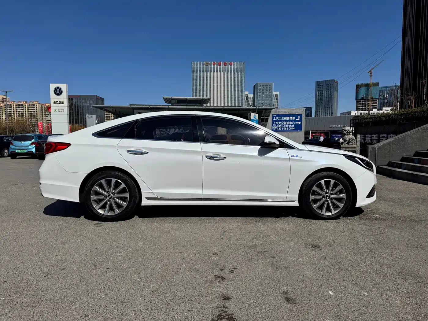 HYUNDAI SONATA