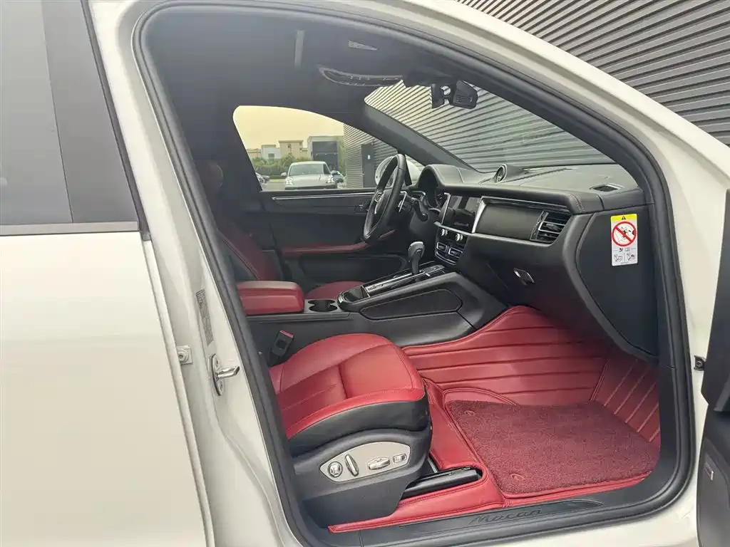 Porsche Macan 2023 Macan 2.0T фото 6