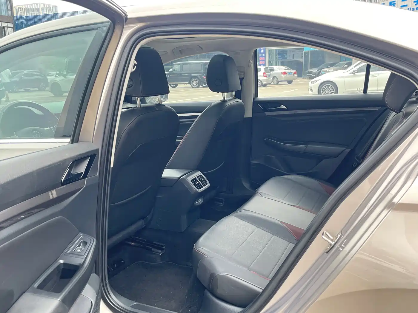 Volkswagen Bora 2020 1.5L Automatic Elite фото 10