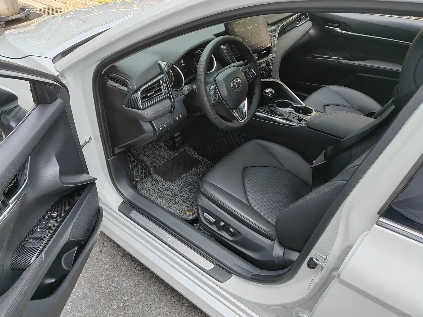 Toyota Camry 2021 2.0G Luxury Edition фото 7
