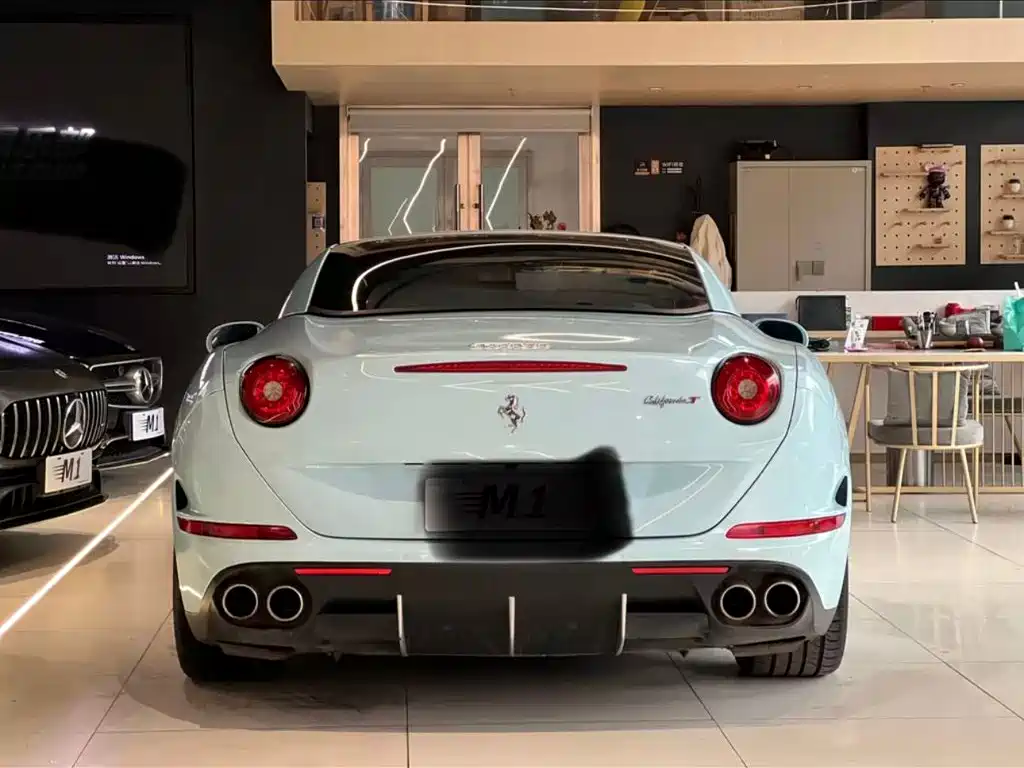 Ferrari California T 2016 2015 3.9T Standard