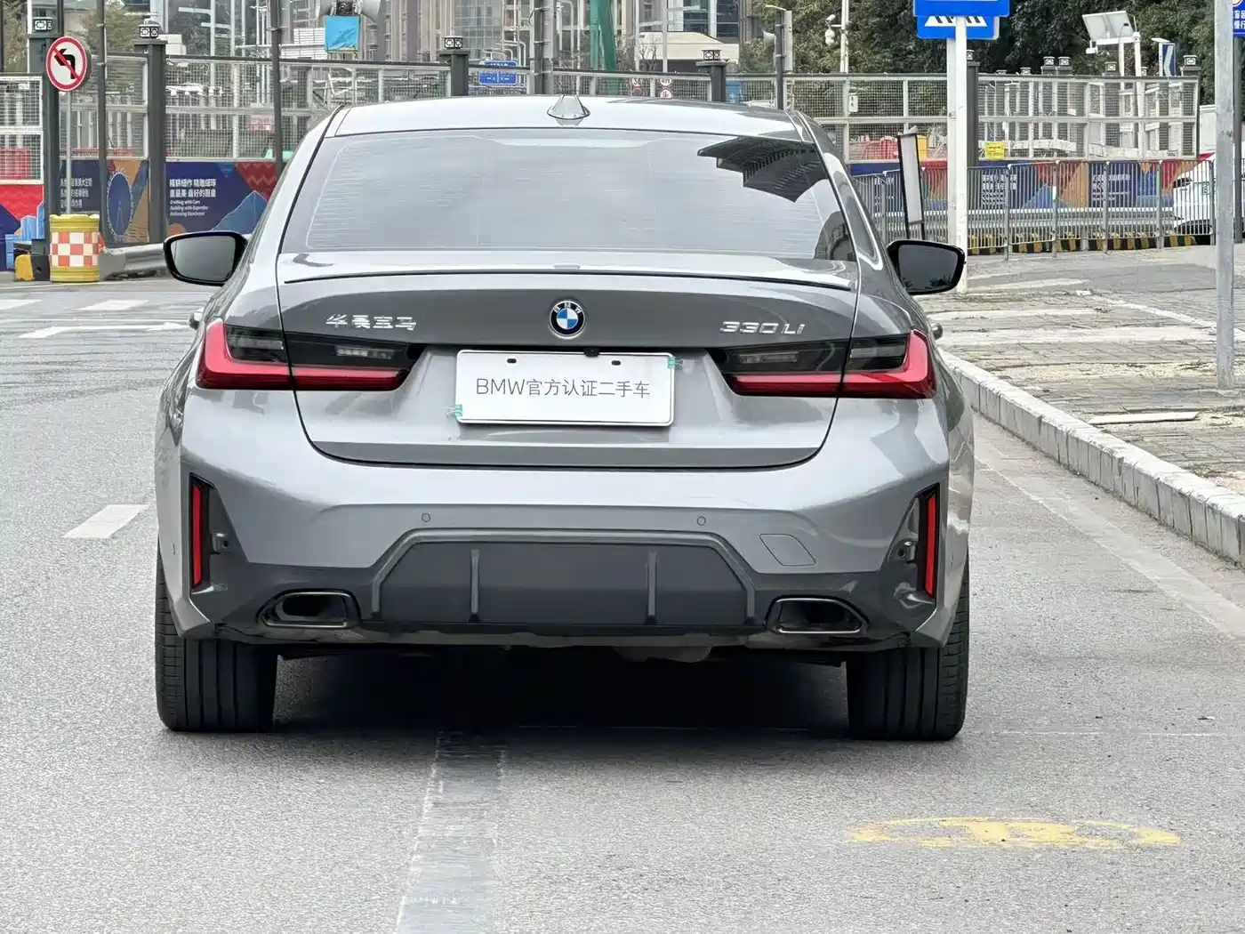 BMW 3-SERIES
