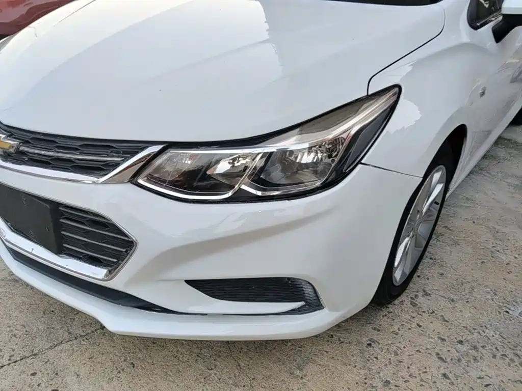 Chevrolet Cruze 2018 2018 320 Automatic Pioneer Sunroof Edition