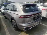 Фото 16 - Geely Monjaro
