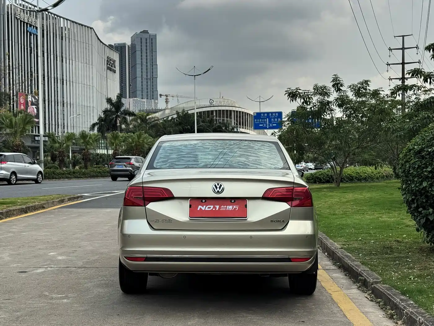 Volkswagen Bora 2018 1.5L Automatic Comfort фото 5