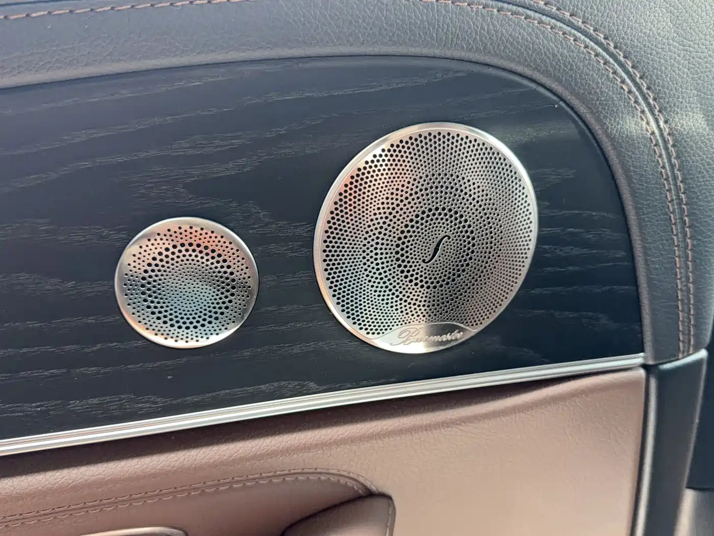 Mercedes-Benz E-Class 2022 Second Facelift E 300 L Luxury фото 9