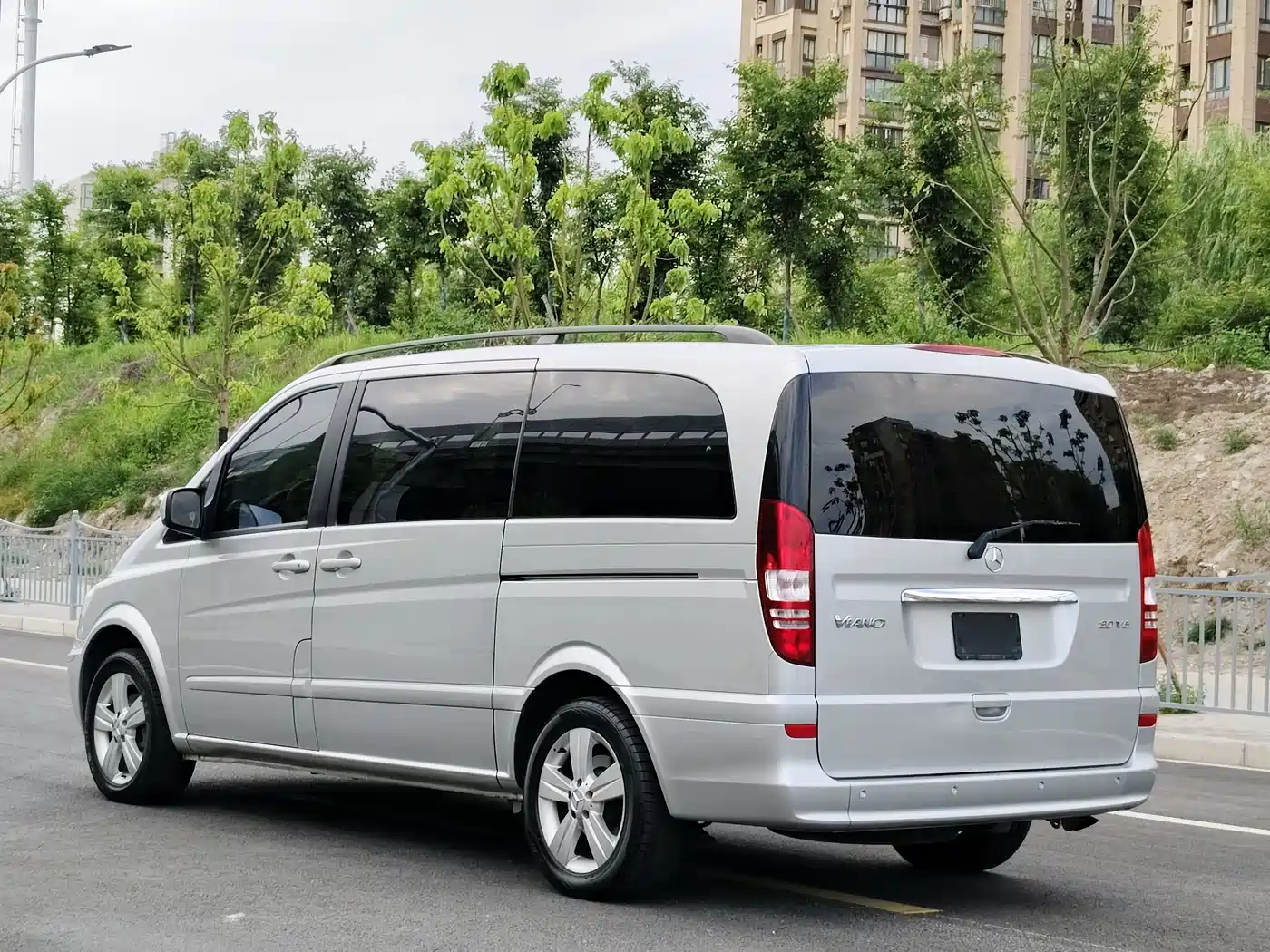 Mercedes-Benz Viano 2013 3.0L Comfort Edition фото 6