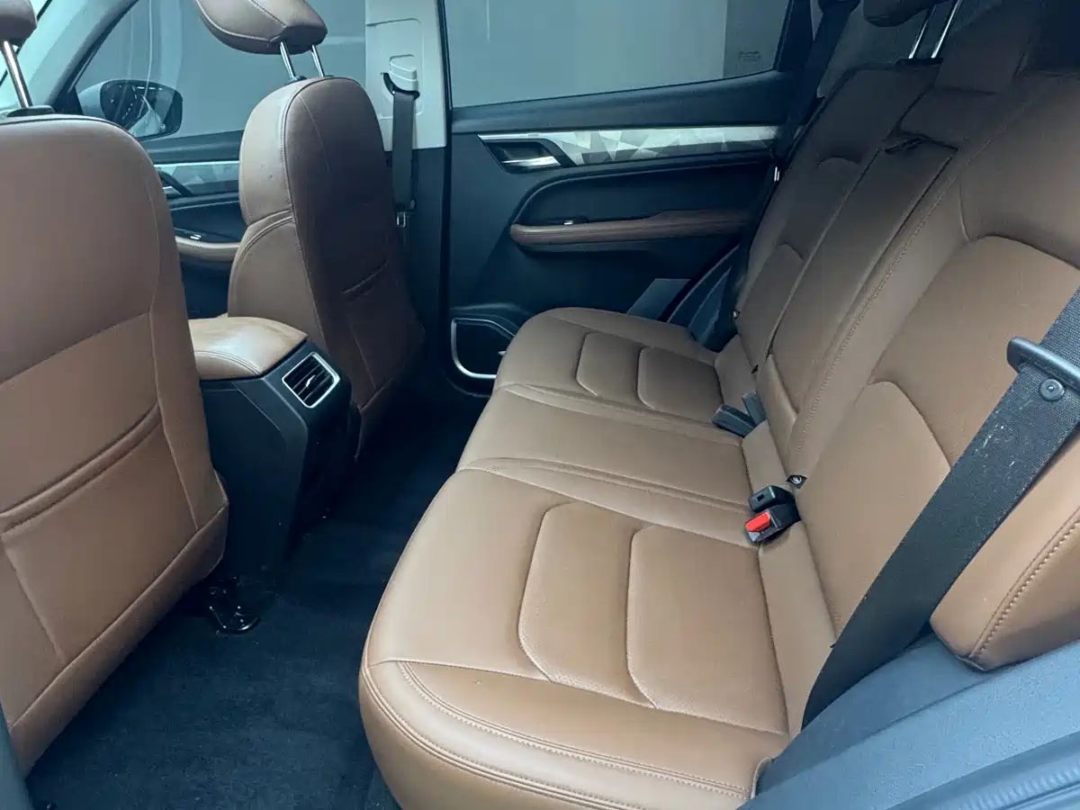 GEELY AUTOMOBILE VISION X6