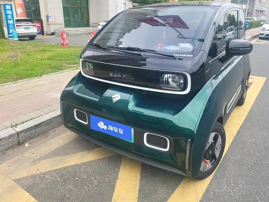 Baojun KiWi EV 2023 2022 Designer Lite Edition LFP