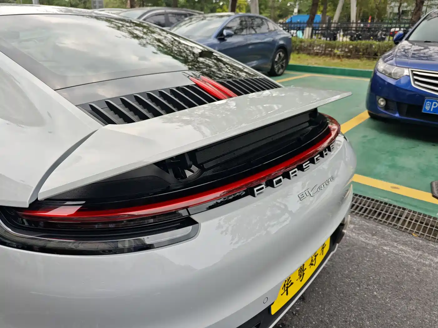 Porsche 911 2023 Carrera 3.0T фото 25