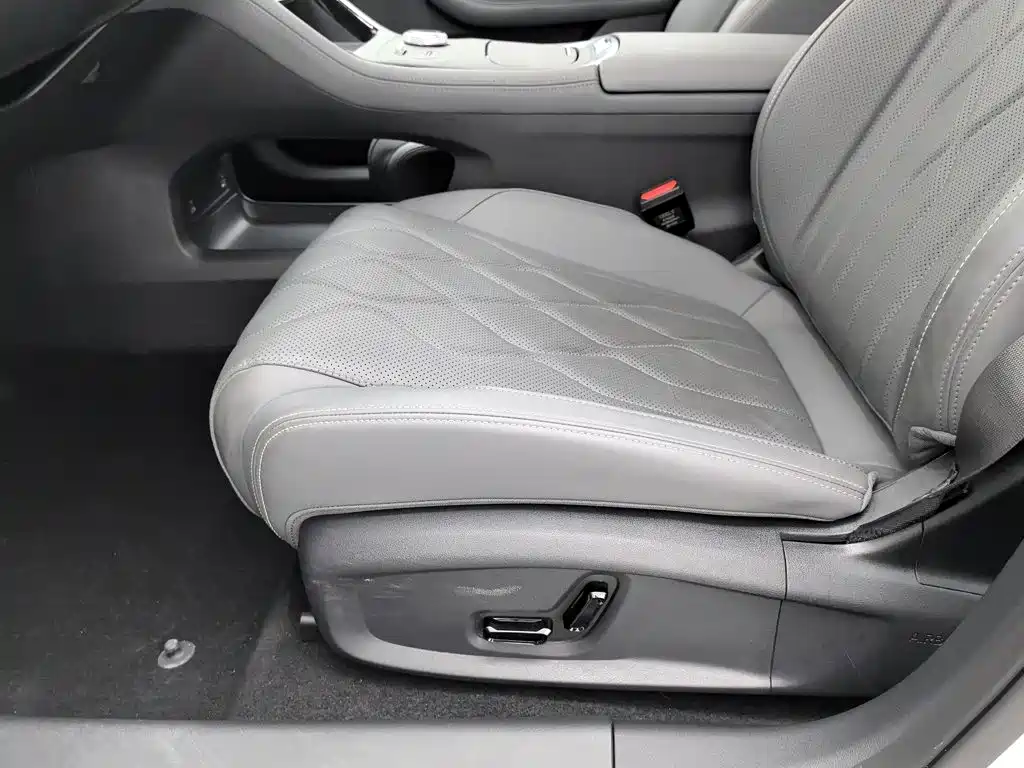 Geely Galaxy Galaxy A7 2026 2025 EM-i 70km Explorer Edition