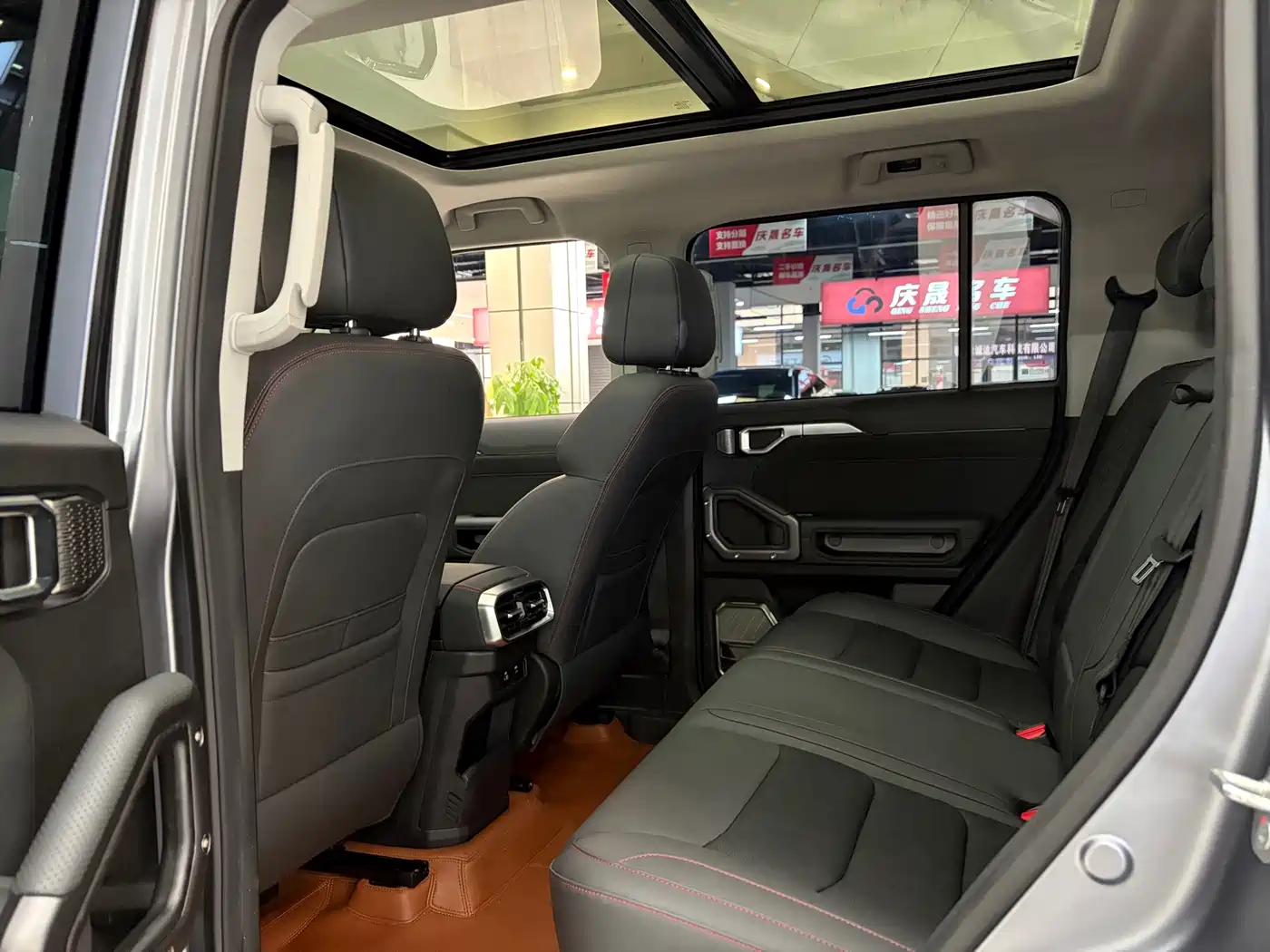 Jetour T2 2025 2023 Model 1.5T 2WD Discovery PRO