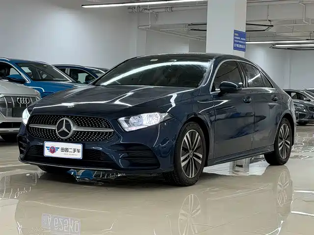 MERCEDES-BENZ A CLASS